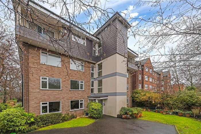 2 Bedroom Flat To Rent In Wickham Road, Beckenham, BR3