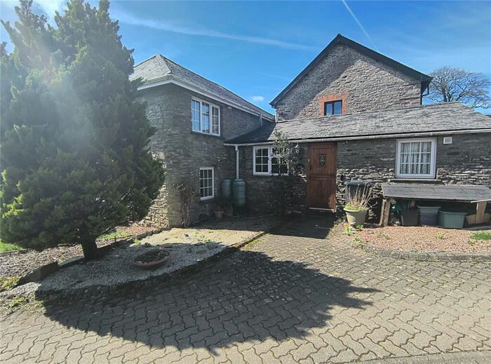 3 Bedroom House For Sale In Brayford, Barnstaple, Devon, EX32