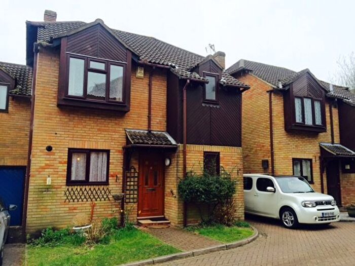 4 Bedroom Property To Rent In Highcrown Mews, Southampton, SO17