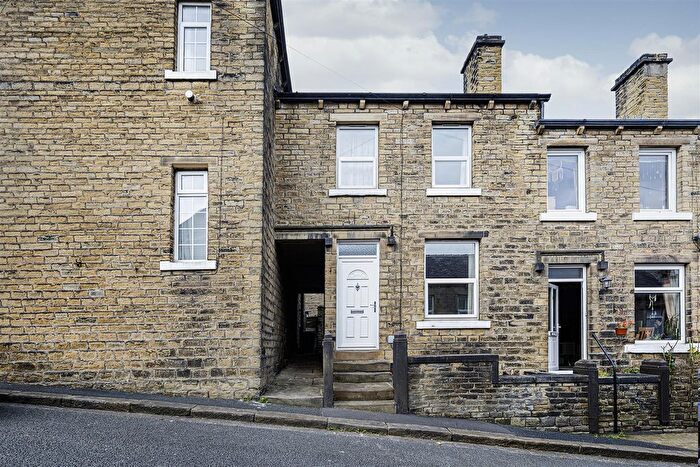 2 Bedroom Terraced House For Sale In Royd Street Avenue, Huddersfield, HD3