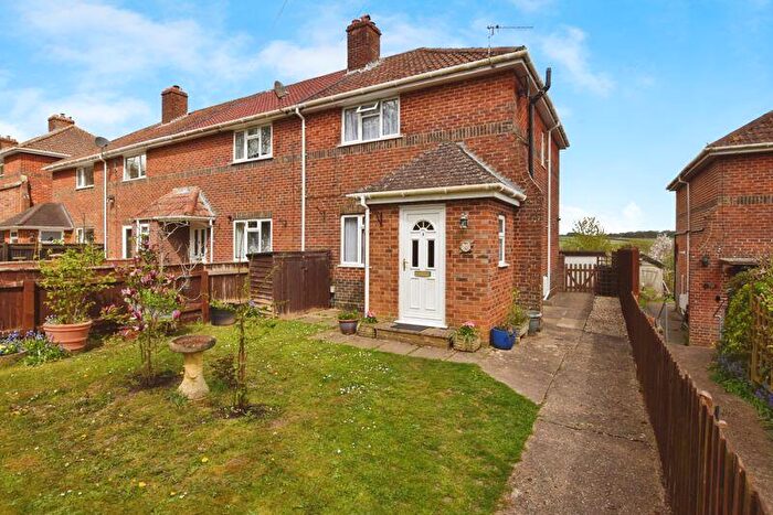 3 Bedroom End Of Terrace House For Sale In The Hollows, Wilton ***Watch The Video Tour***, SP2