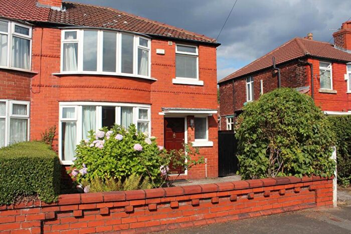 4 Bedroom Semi Detached House To Rent In Brentbridge Road, Fallowfield/Withington, M14