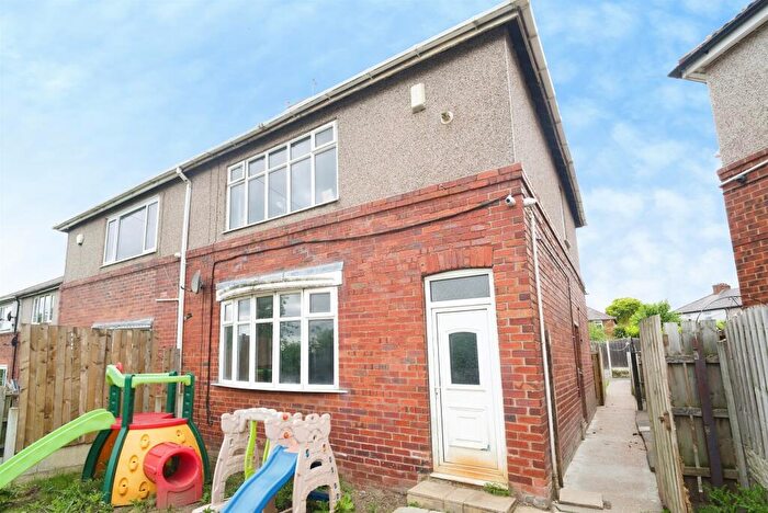 3 Bedroom Semi-Detached House For Sale In Rotherham Road, Little Houghton, Barnsley, S72