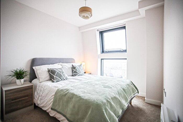 3 Bedroom Apartment To Rent In The Forge, Newcastle Newcastle Upon Tyne, NE1