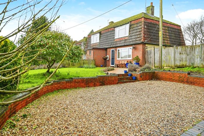 2 Bedroom Semi-Detached House For Sale In Moreton Road, Aston Upthorpe, Didcot, OX11