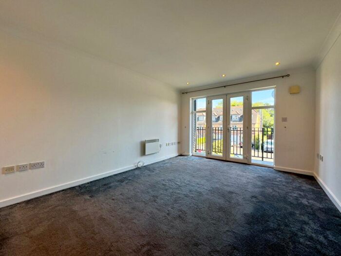 2 Bedroom Apartment To Rent In Ogden Park, Bracknell, Berkshire, RG12