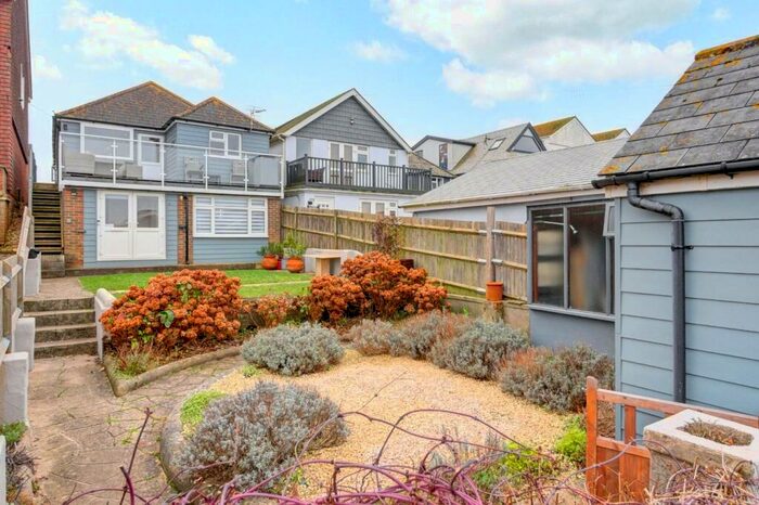 3 Bedroom Detached House For Sale In Coast Road, Pevensey Bay, Pevensey, BN24