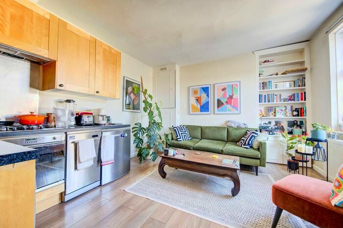 1 Bedroom Flat To Rent In Oxberry Avenue, Fulham, London, SW6