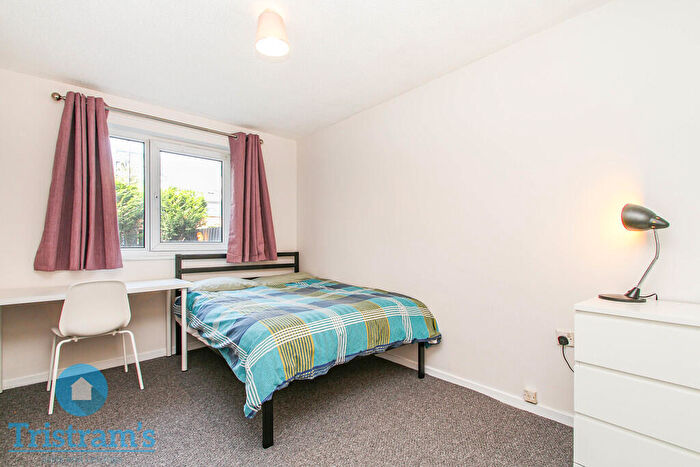 2 Bedroom Apartment To Rent In Carter Gate, City Centre, NG1