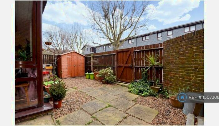 1 Bedroom Flat To Rent In London, London, SE15