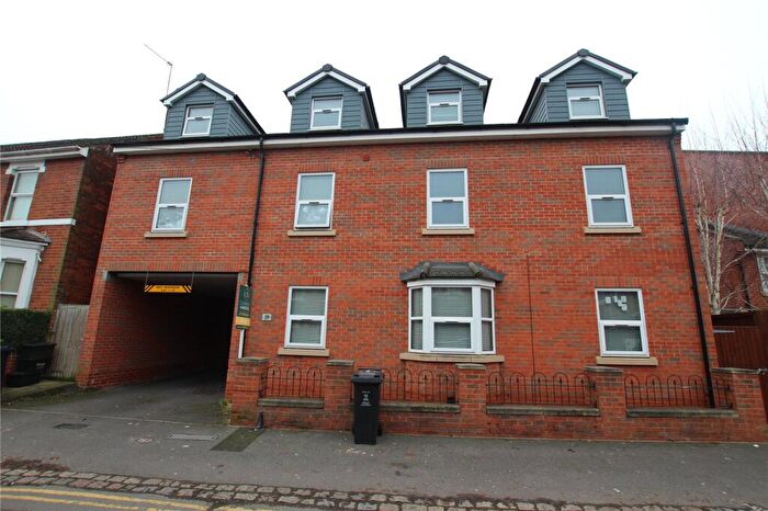 2 Bedroom Apartment To Rent In Hunt Street, Old Town, Swindon, SN1