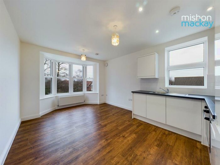 1 Bedroom Apartment To Rent In Withdean Road, Brighton, BN1