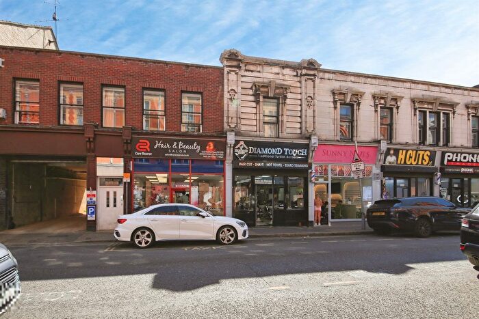 2 Bedroom Flat For Sale In Park Road, Peterborough, PE1