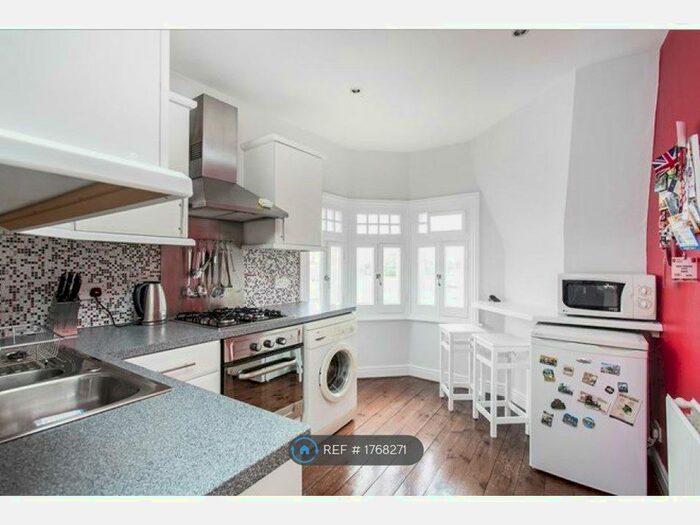1 Bedroom Flat To Rent In Epirus Road, London, SW6