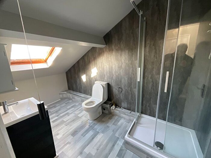 1 Bedroom Flat To Rent In Grosvenor Crescent, Scarborough, YO11
