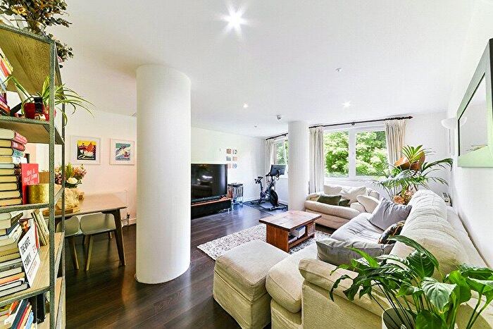 2 Bedroom Apartment To Rent In New Atlas Wharf, Arnhem Place, London, E14