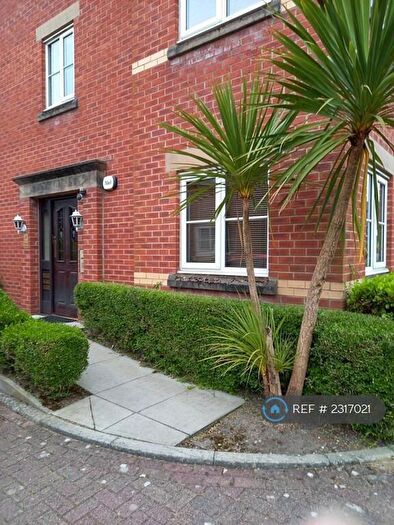 2 Bedroom Flat To Rent In Pavilion Gardens, Bolton, BL5