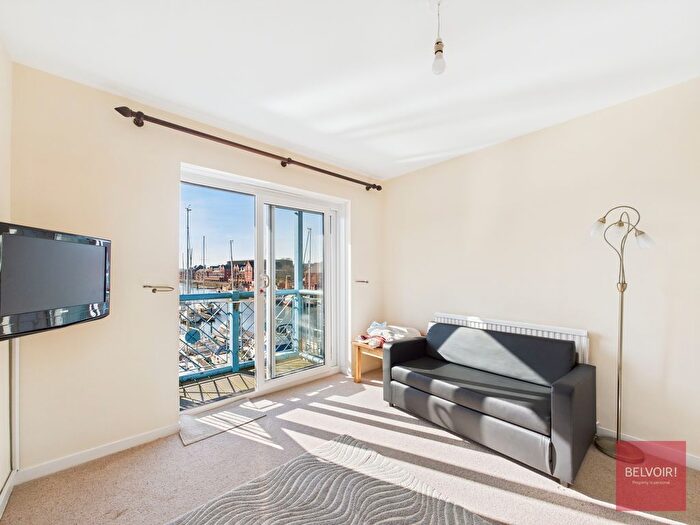 1 Bedroom Flat To Rent In Abernethy Quay, Marina, Swansea, SA1