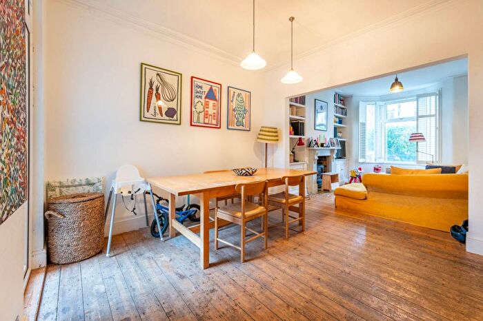 3 Bedroom Terraced House To Rent In Leyton, Leyton, London, E10
