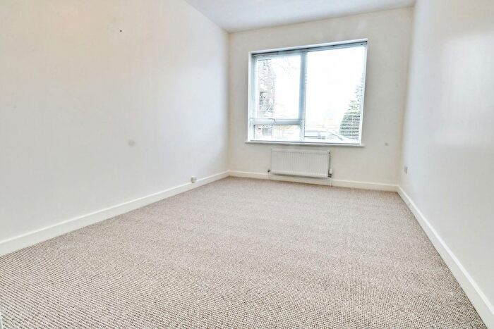 1 Bedroom Flat To Rent In Whitehaven Close, Bromley, BR2