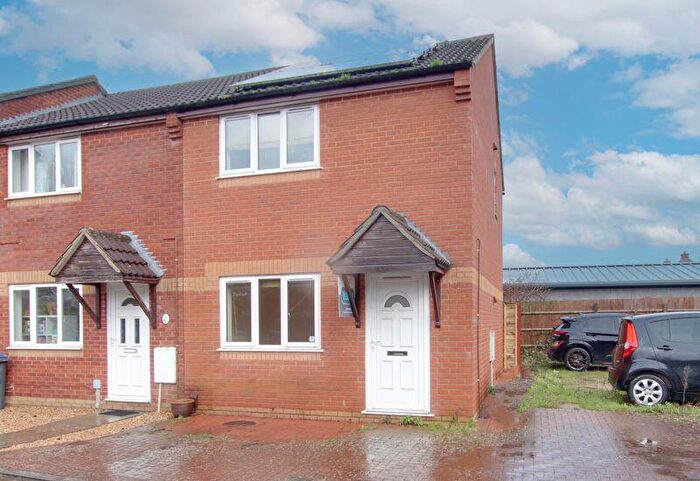 2 Bedroom Terraced House To Rent In Frome Road, Trowbridge, BA14