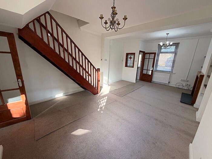 2 Bedroom Terraced House To Rent In Wedmore Road, Cardiff, CF11