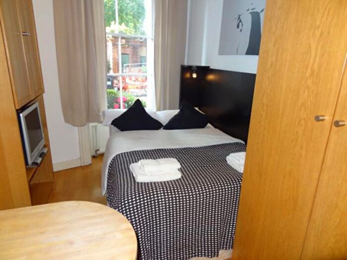 Studio To Rent In Cartwright Gardens, London, WC1H