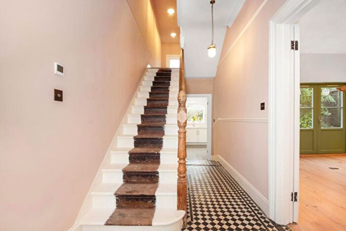 4 Bedroom House To Rent In Fox Hill Gardens, Crystal Palace, London, SE19