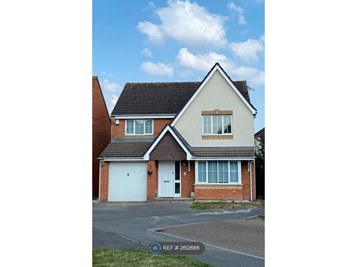 4 Bedroom Detached House To Rent In Barwick Drive, Uxbridge, UB8