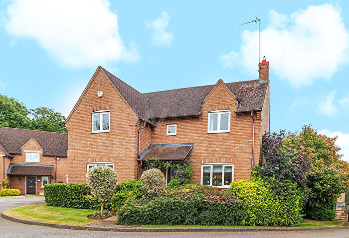 4 Bedroom Detached House For Sale In Regent Way, Horton, Northampton, NN7