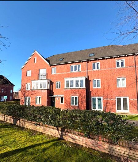 2 Bedroom Flat For Sale In Huntspill Road, Altrincham, WA14