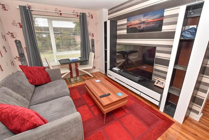 1 Bedroom Apartment For Sale In The Heys, Eastham, Wirral, CH62