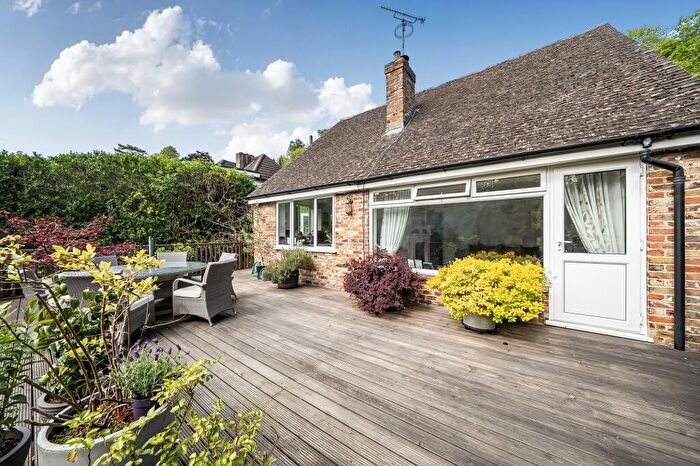 3 Bedroom Detached House For Sale In Stafford Road, Caterham, CR3