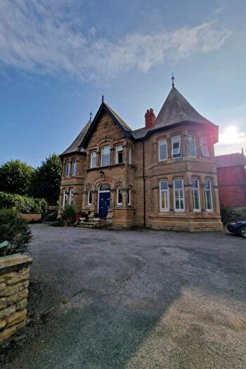 1 Bedroom Flat To Rent In Hilbre Road Wirral, CH48