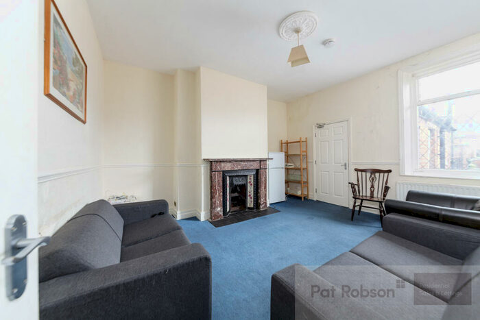5 Bedroom Maisonette To Rent In Glenthorn Road, Jesmond, Newcastle Upon Tyne, NE2