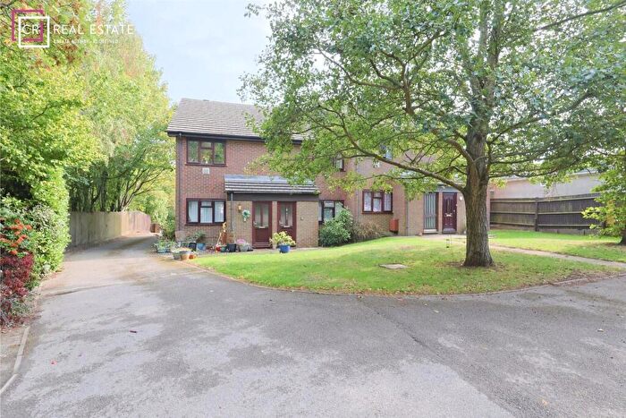 1 Bedroom Flat To Rent In Maidstone Road, Blue Bell Hill, Chatham, ME5