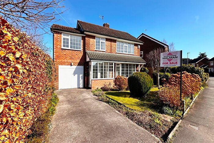 4 Bedroom Detached House For Sale In Gloucester Road, Poynton, SK12