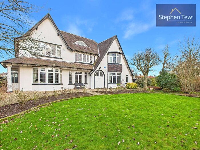 4 Bedroom Detached House For Sale In Preston New Road, Blackpool, FY3