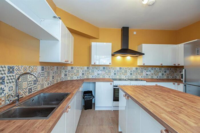 8 Bedroom House To Rent In Bournbrook Road, Birmingham, B29