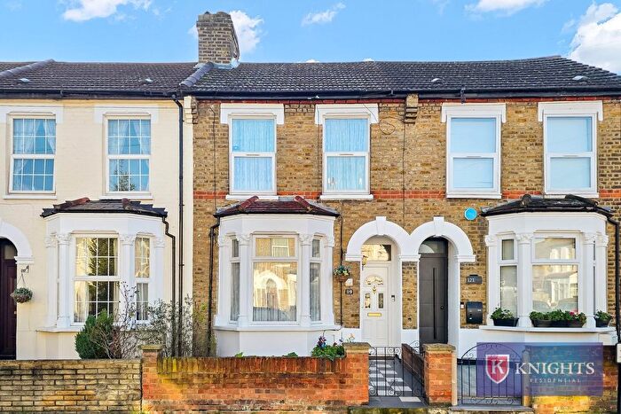 3 Bedroom Terraced House For Sale In Cheddington Road, London, N18