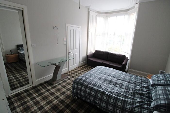 6 Bedroom Semi-Detached House To Rent In Ashgrove Road, Aberdeen, AB25