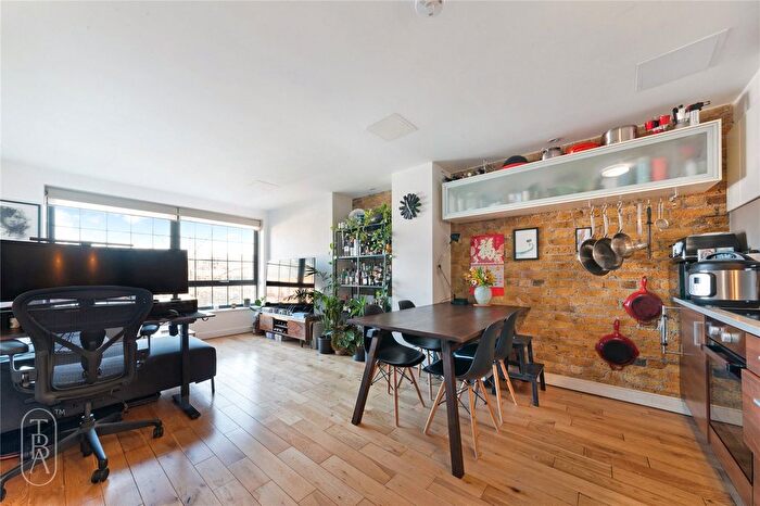 1 Bedroom Flat For Sale In Lolesworth Close, London, E1