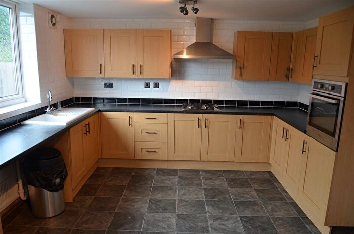 3 Bedroom Property To Rent In Middle Leasow, Quinton, B32