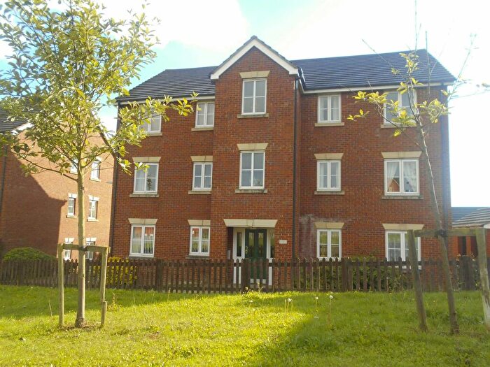 2 Bedroom Apartment To Rent In Plough Close, Daventry, NN11