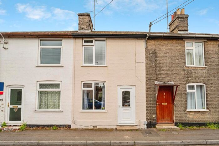 3 Bedroom Terraced House For Sale In Cardinalls Road, Stowmarket, Suffolk, IP14