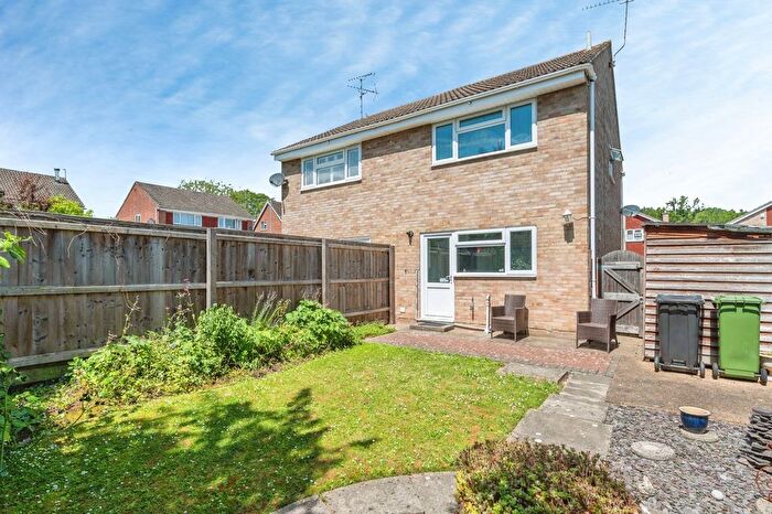 2 Bedroom Semi-Detached House For Sale In Fieldfare, Billericay, Essex, CM11