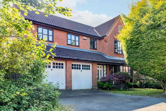 5 Bedroom Detached House For Sale In Langton Drive, Two Mile Ash, Milton Keynes, MK8