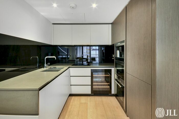 2 Bedroom Flat To Rent In Riverlight Quay, London, SW11