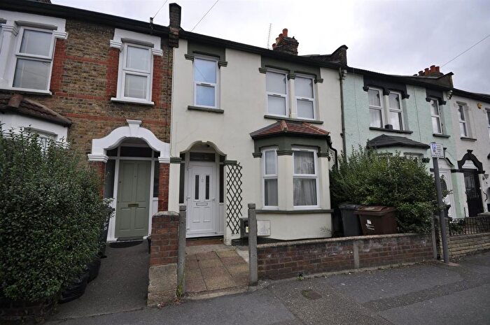 3 Bedroom Terraced House To Rent In Durham Road, Dagenham, RM10