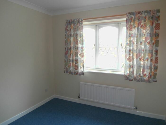 2 Bedroom Bungalow To Rent In Ferncombe Close, Newton Abbot, TQ12